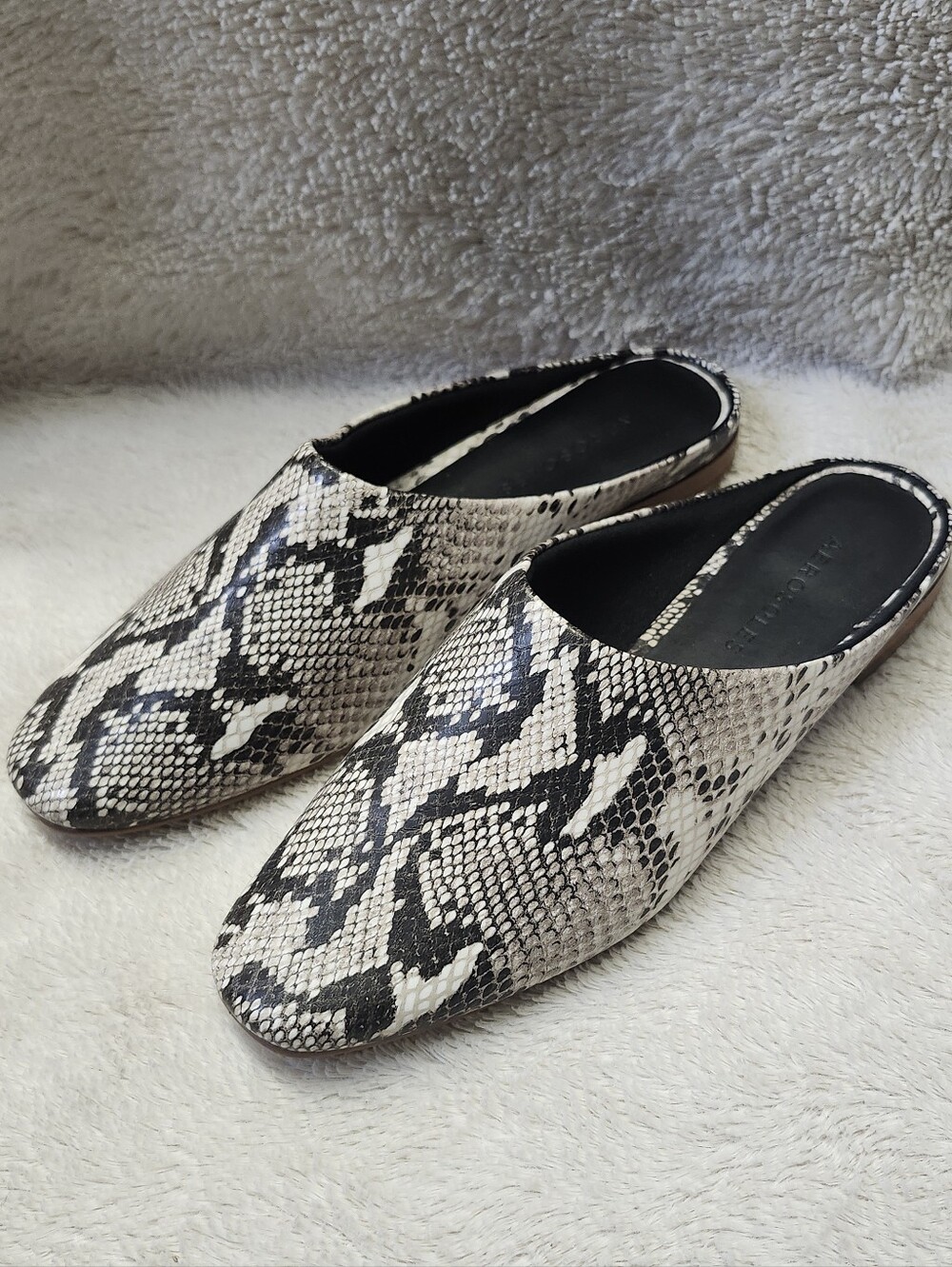 • Aerosoles Mya Leather Mules Women's 6M Slip On Snake Print OrthoLite Cushion